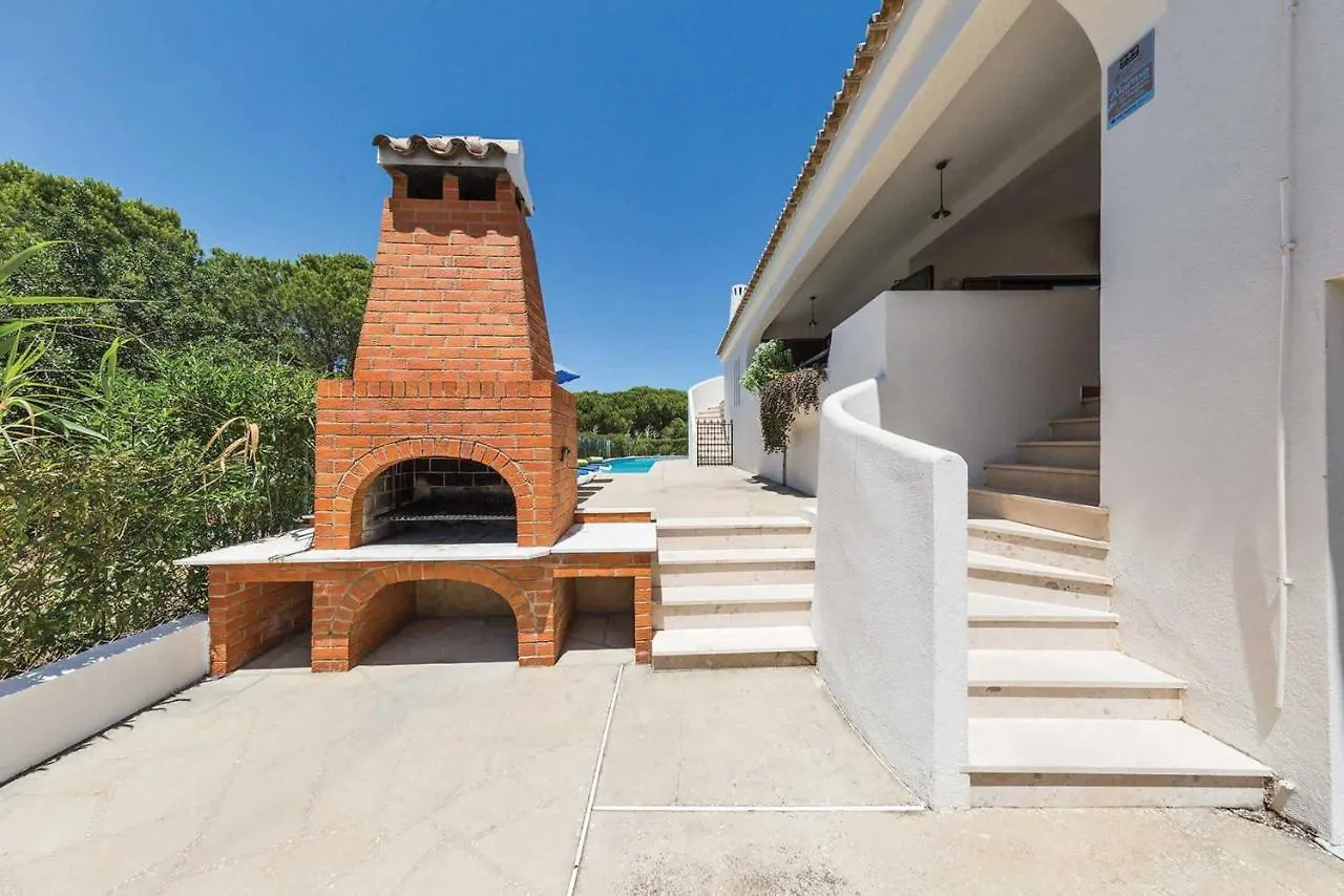 Situated In A Superb Position, In The Old Village Area Quarteira Villa